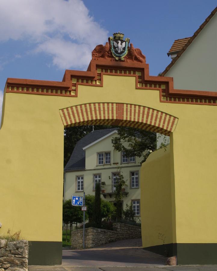 Landhotel Schloss Soergenloch מראה חיצוני תמונה